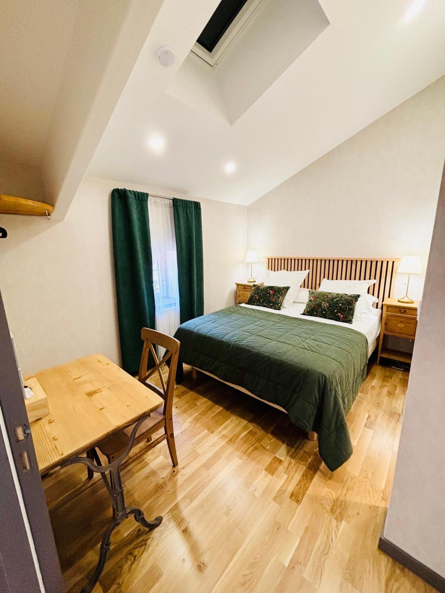 Les Pierres Roses Bed & Breakfast Coise Eksteriør bilde